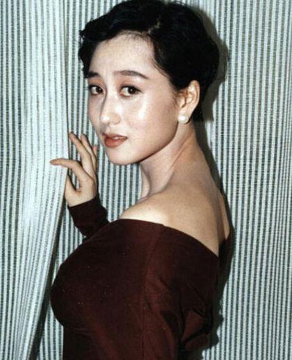 香港之声,播音稿中的城市旋律