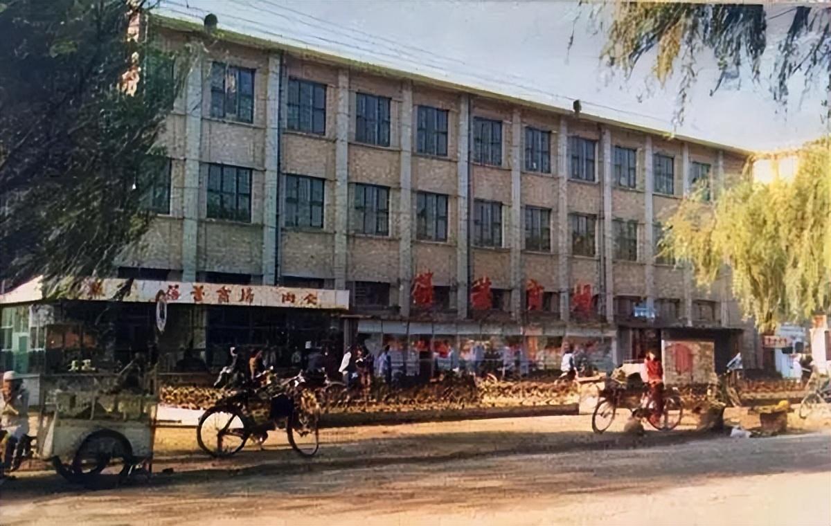 秦皇岛阳光沙滩美景如画